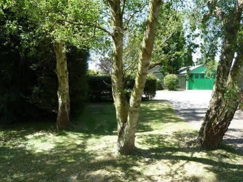 Copthorne Caravans Hotel Merston Kültér fotó